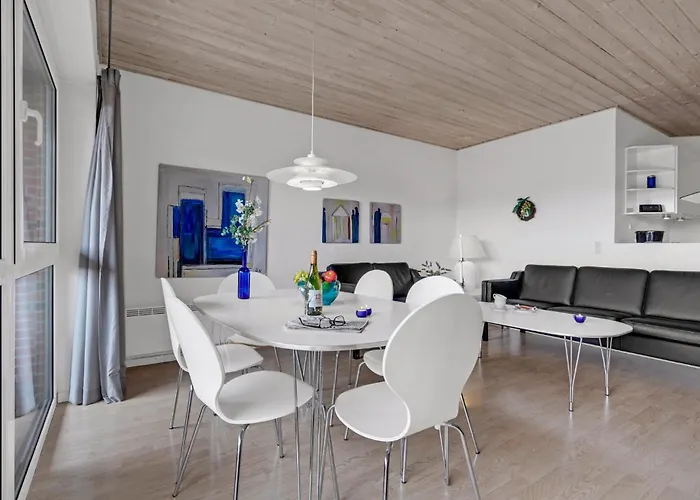 22 With Hot Tub * Rømø Kirkeby